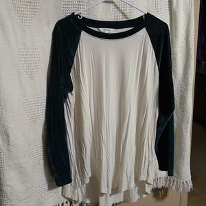 Women's ribbed sleeve baseball tunic